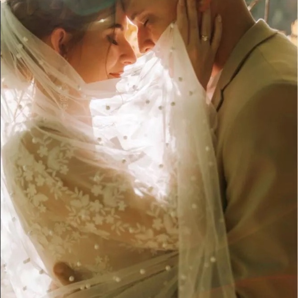 Bridal pearl pearls veil white finger tip length - Picture 4 of 9
